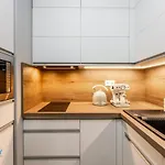 Апартаменты Apartamenty Bluesky - Centrum Karpacza, Blisko Pkp I Sklepow, Balkon, Automatyczny Check-In, Spokojna Zielona Okolica