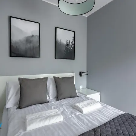 Bluesky - Nad Lomnica 2b - Blisko Dworca Pkp, Centrum Karpacza I Sklepow, W Zielonej Okolicy Апартаменты *