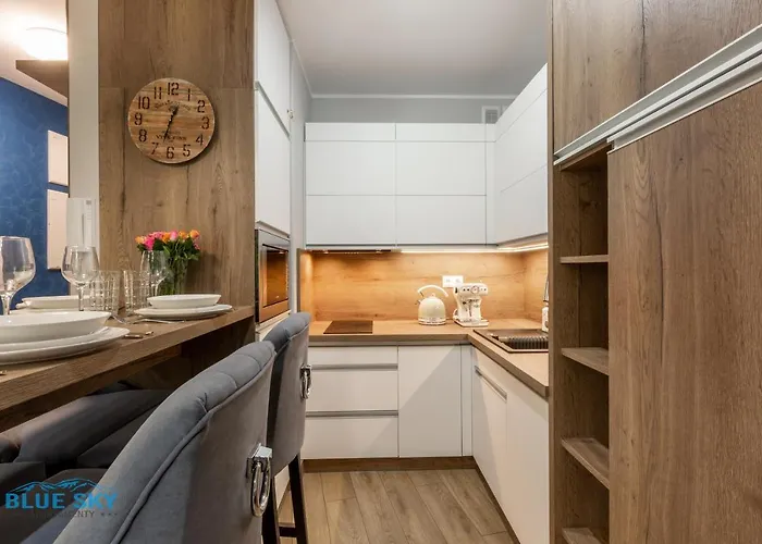 Bluesky - Nad Lomnica 2b - Blisko Dworca Pkp, Centrum Karpacza I Sklepow, W Zielonej Okolicy كارباش