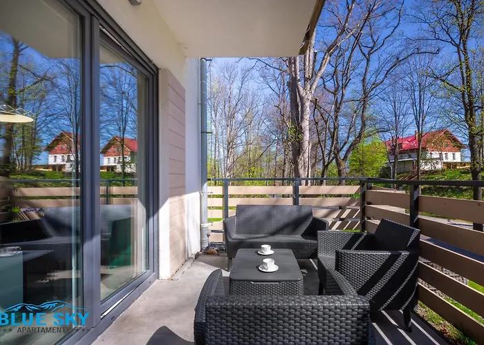 Bluesky: Tranquil Center Retreat *