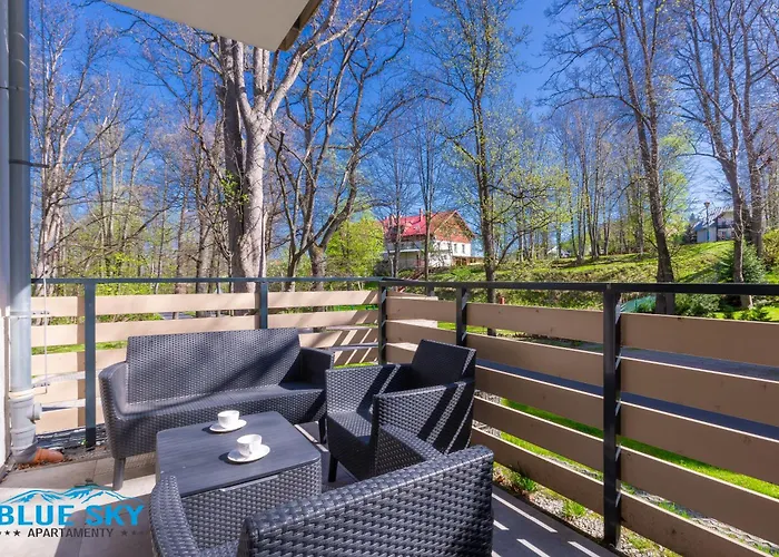 Bluesky: Tranquil Center Retreat