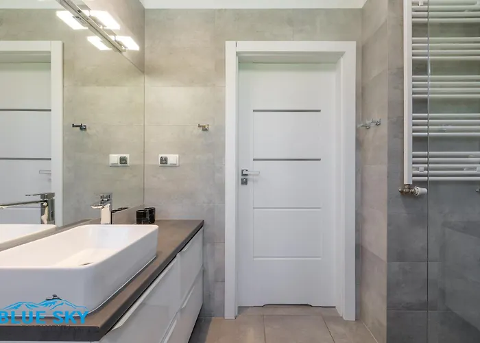 Bluesky: Tranquil Center Retreat Apartment Karpacz